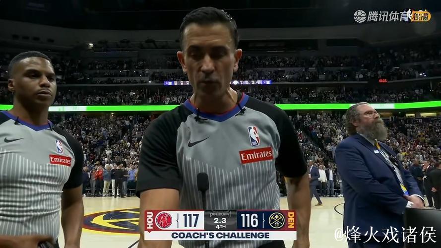 哈达威最后时刻遭阿门无球犯规,火箭挑战未果 哈达威最后时刻遭阿门无球犯规,火箭挑战未果