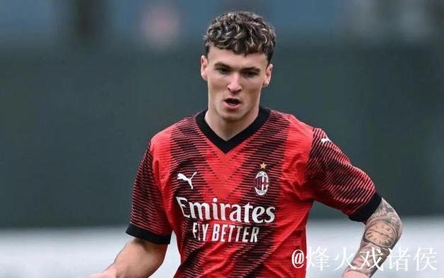 希门尼斯恐长时间缺阵,菲尔克鲁格加盟米兰步伐提速 希门尼斯恐长时间缺阵,菲尔克鲁格加盟米兰步伐提速